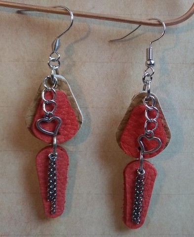 boucles d'oreilles goutte en cuir 