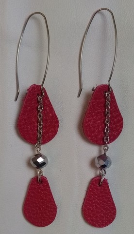 boucles d'oreilles en cuir avec perles à facettes