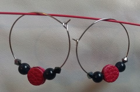 Créoles cuir et perles naturelles 