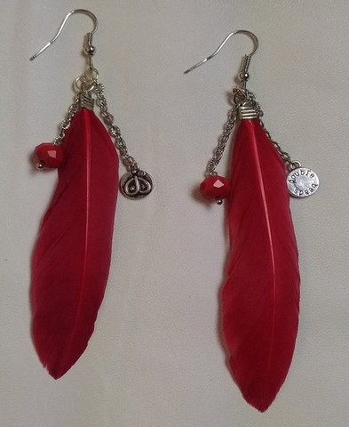 Boucles d'oreilles  plume avec perles 