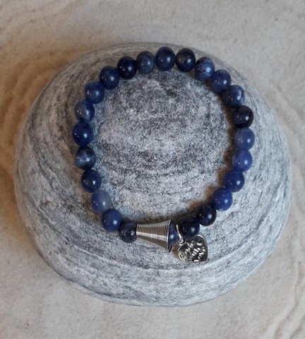 Bracelet en jade bleue  6  mm  enfant 