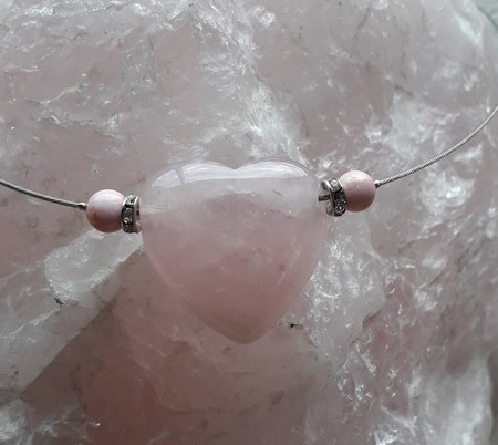 Pendentifs coeur en quartz rose 
