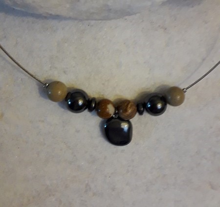 Pendentifs coeur en jaspe paysage et hématites