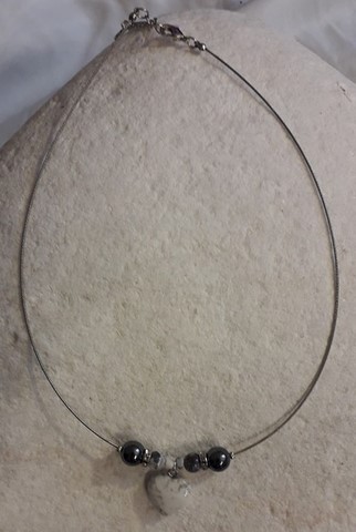 Collier cable hématite  howlite 