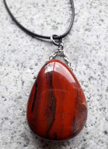 Pendentifs coeur en jaspe rouge