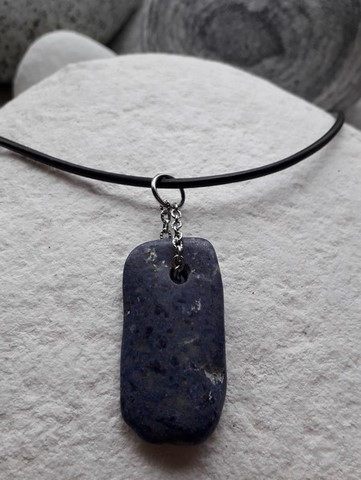 Pendentifs dumortierite 