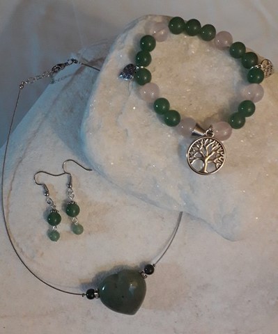 boucles d'oreilles anneaux en cuir et perles 