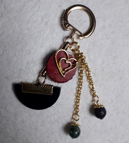 Porte clefs cuir et pierres naturelles 