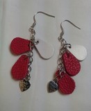 boucles d'oreilles en cuir rouge et blanc 