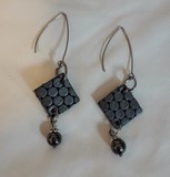 Boucles d'oreilles cuir à effet et hématite