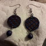 boucles d'oreilles cuir  et perles lapis lazuli 